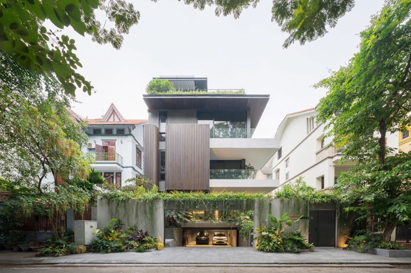Biệt thự 300 m2 thiết kế đóng ngoài mở trong giữa lòng Hà Nội